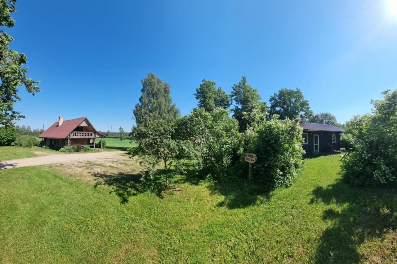 "Ziedkalni" Villa Birini ภายนอก รูปภาพ
